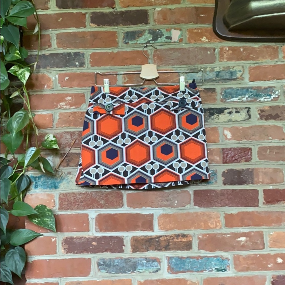 Funky geometric mini skirt size 4